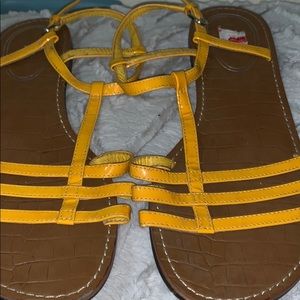 Women’s sandals